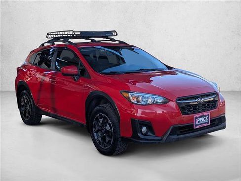 Used 2020 Subaru Crosstrek 2.0i Premium image 3
