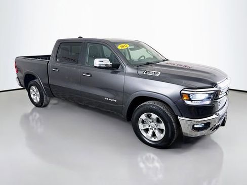 Used 2022 RAM 1500 Laramie AWD/4WD image 1