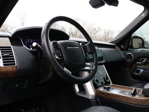 Used 2019 Land Rover Range Rover HSE image 26