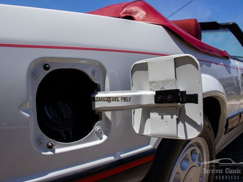 Used 1989 Ford Mustang LX RWD image 68