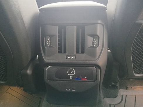 Used 2025 BMW X3 xDrive30i AWD/4WD image 15
