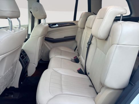 Used 2019 Mercedes-Benz GLS 450 4MATIC w/ Premium 1 Package image 26