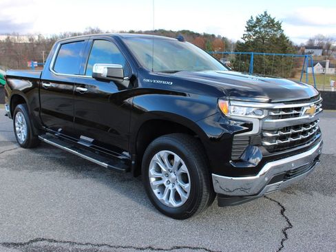 Used 2024 Chevrolet Silverado 1500 LTZ image 2