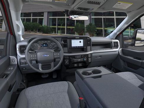 New 2026 Ford F250 XL w/ XL Off-Road Package image 9