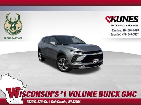 Used 2024 Chevrolet Blazer LT image 1