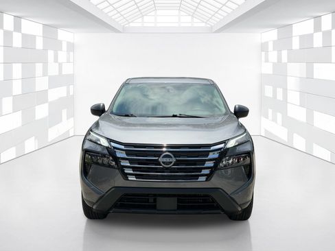 Used 2025 Nissan Rogue S FWD image 2