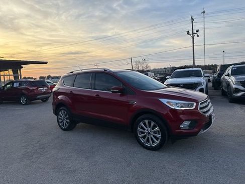 Used 2017 Ford Escape Titanium image 11