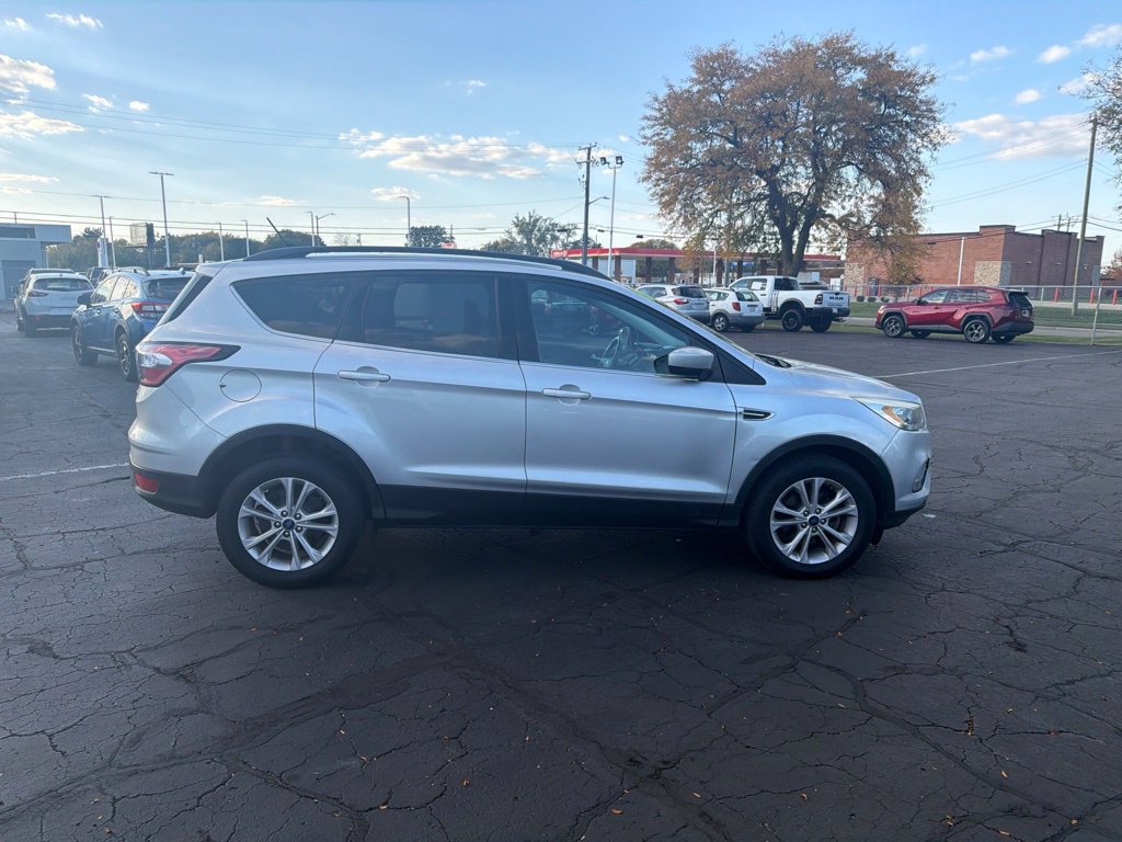 Used 2018 Ford Escape SEL FWD image 5