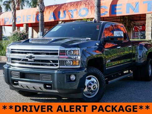 Used 2018 Chevrolet Silverado 3500 High Country w/ Duramax Plus Package image 4