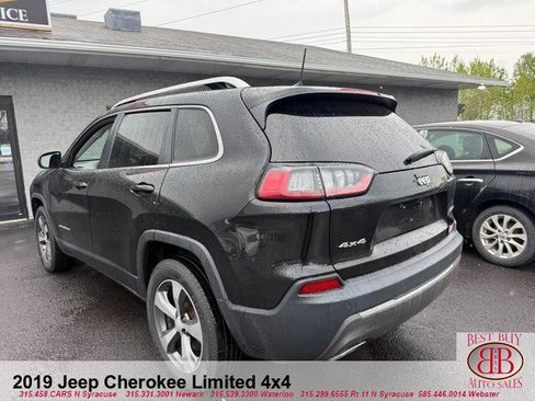Used 2019 Jeep Cherokee Limited AWD/4WD image 5