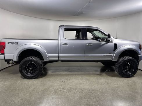 Used 2020 Ford F250 Lariat AWD/4WD image 2