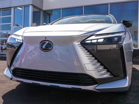 Used 2023 Lexus RZ 450e Premium w/ Accessory Package (Z1) AWD/4WD image 13