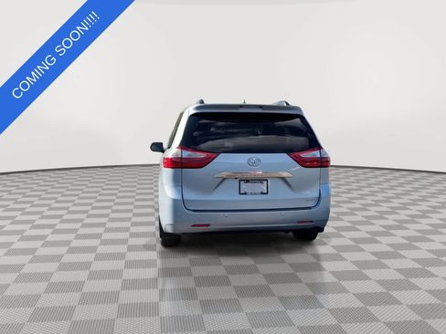 Used 2015 Toyota Sienna Limited Premium FWD image 7