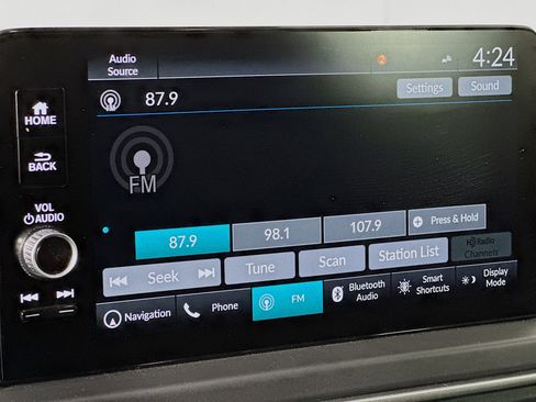 Used 2025 Honda Pilot Touring image 21