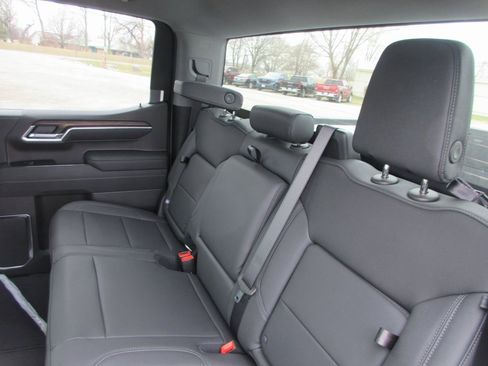 New 2026 GMC Sierra 1500 SLT w/ SLT Premium Package image 14