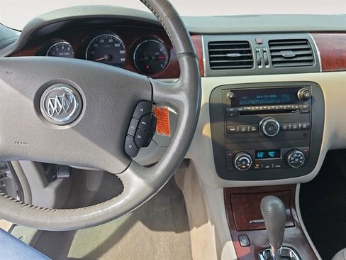 Used 2007 Buick Lucerne CXL w/ Luxury Package image 10