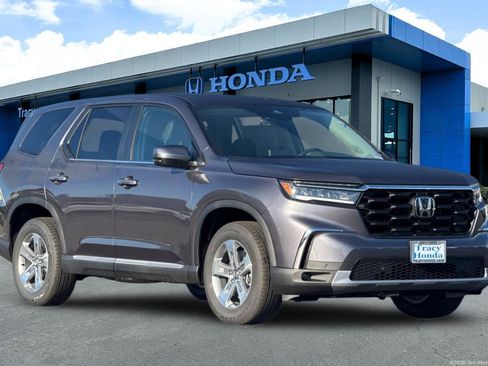 New 2025 Honda Pilot EX-L image 2