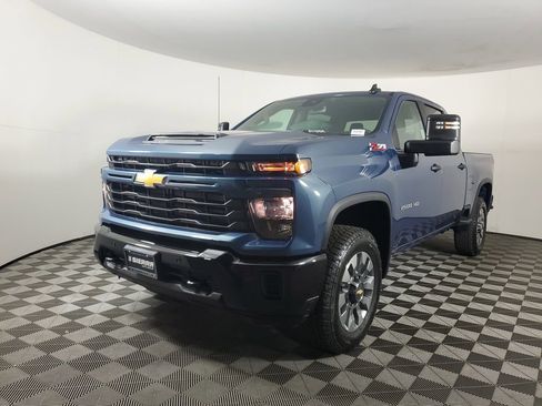 New 2026 Chevrolet Silverado 2500 Custom w/ Custom Value Package image 8