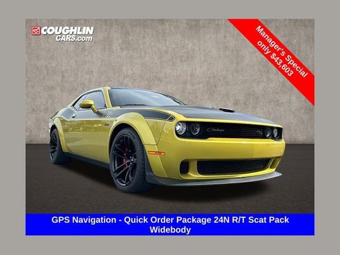 Used 2021 Dodge Challenger R/T Scat Pack image 1