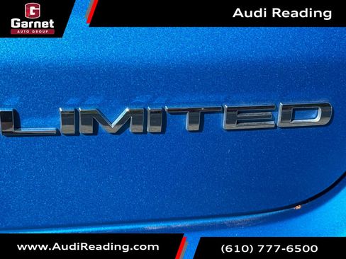 Used 2025 Jeep Compass Limited image 39