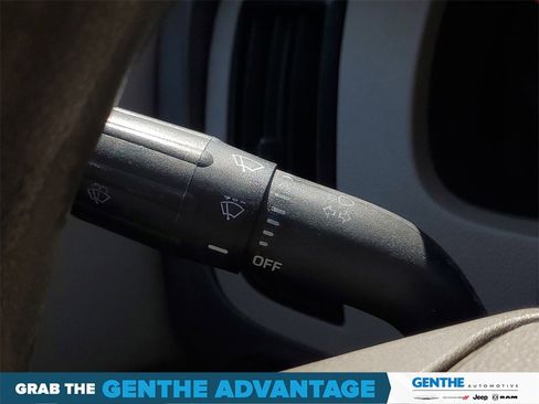 Used 2009 Ford Focus SE image 13