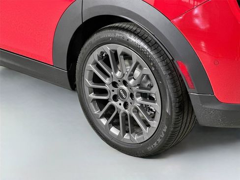 Certified 2025 MINI Cooper S FWD image 23