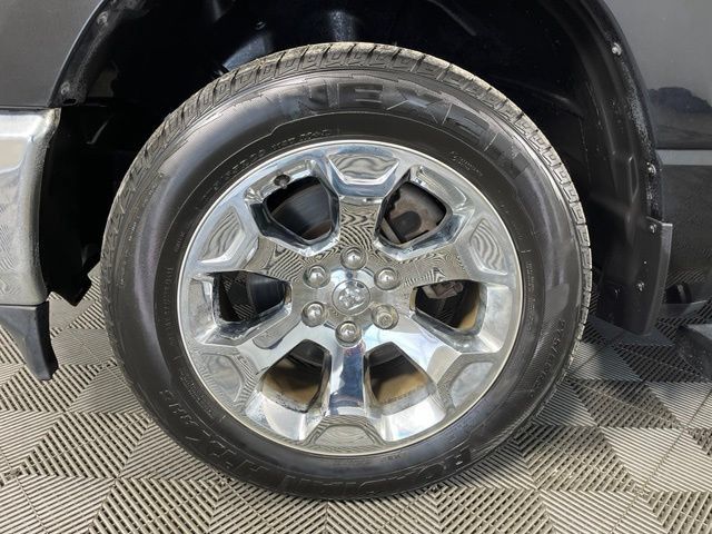 Used 2019 RAM 1500 Big Horn AWD/4WD image 8