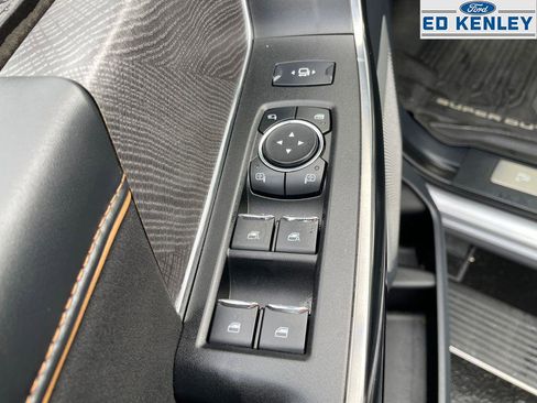 Used 2024 Ford F350 Platinum w/ FX4 Off-Road Package image 25