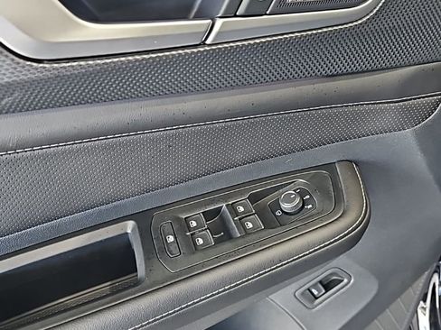 New 2026 Volkswagen Atlas Cross Sport SEL Premium R-Line image 27