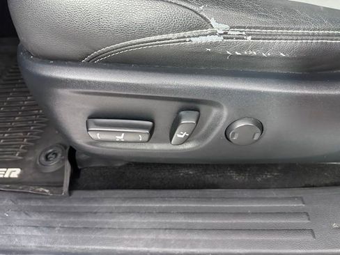 Used 2020 Toyota 4Runner SR5 Premium w/ Moonroof Package image 22