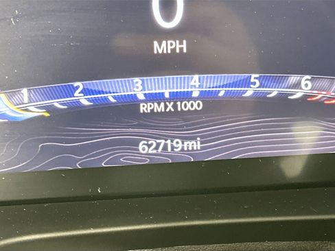 Used 2023 Jeep Grand Cherokee Limited image 19