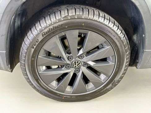 Used 2024 Volkswagen Taos S FWD image 37