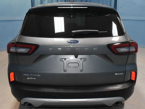 Used 2025 Ford Escape Active AWD/4WD image 26