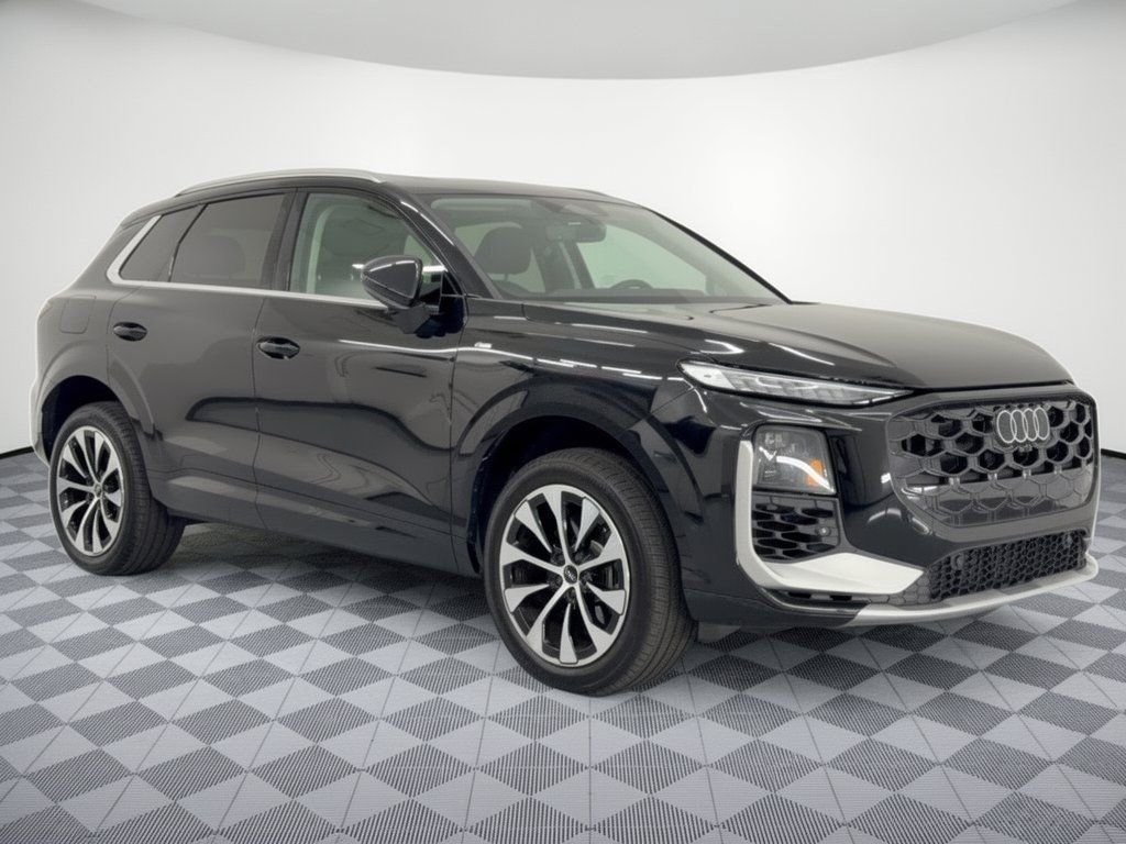 Used 2026 Audi Q3 quattro 2.0T AWD/4WD image 7