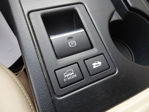 Used 2015 Subaru Outback 2.5i Limited image 18