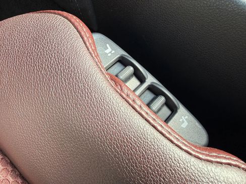 Used 2014 Nissan 370Z Touring w/ Sport Package RWD image 23