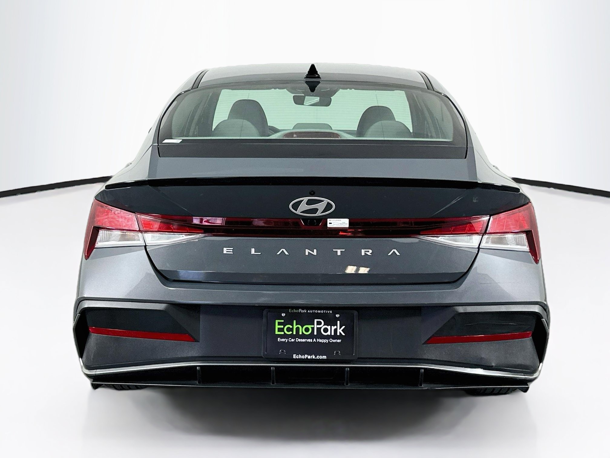 Used 2025 Hyundai Elantra Sport FWD image 7