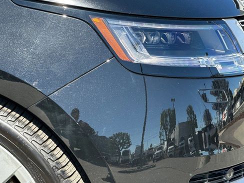 Certified 2023 Land Rover Range Rover First Edition AWD/4WD image 9
