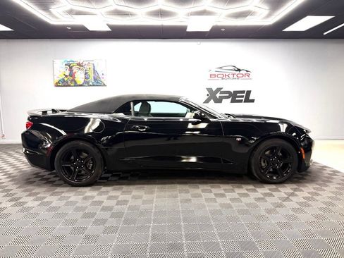 Used 2023 Chevrolet Camaro LT RWD image 17