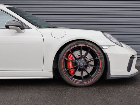 Used 2018 Porsche 911 GT3 image 12