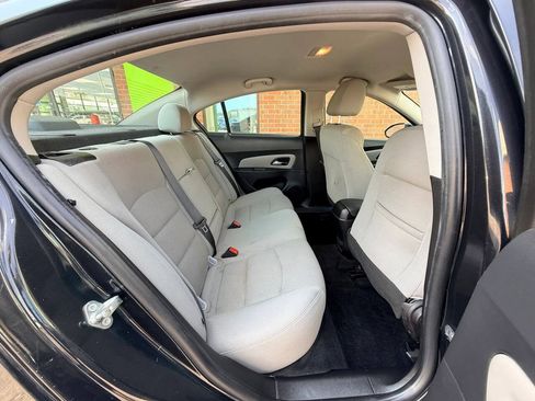 Used 2015 Chevrolet Cruze LT FWD image 19