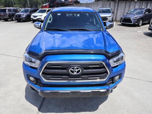 Used 2016 Toyota Tacoma SR5 RWD image 11