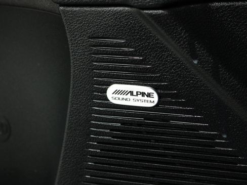Used 2023 Dodge Challenger R/T Scat Pack RWD image 9