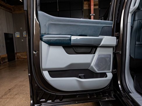 Used 2024 Ford F450 Limited image 37