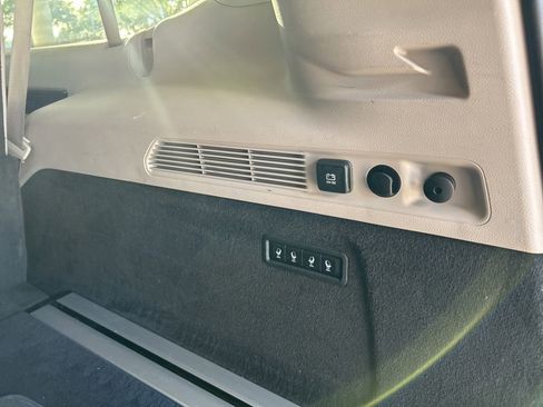 Used 2023 Jeep Grand Wagoneer L Series II image 48