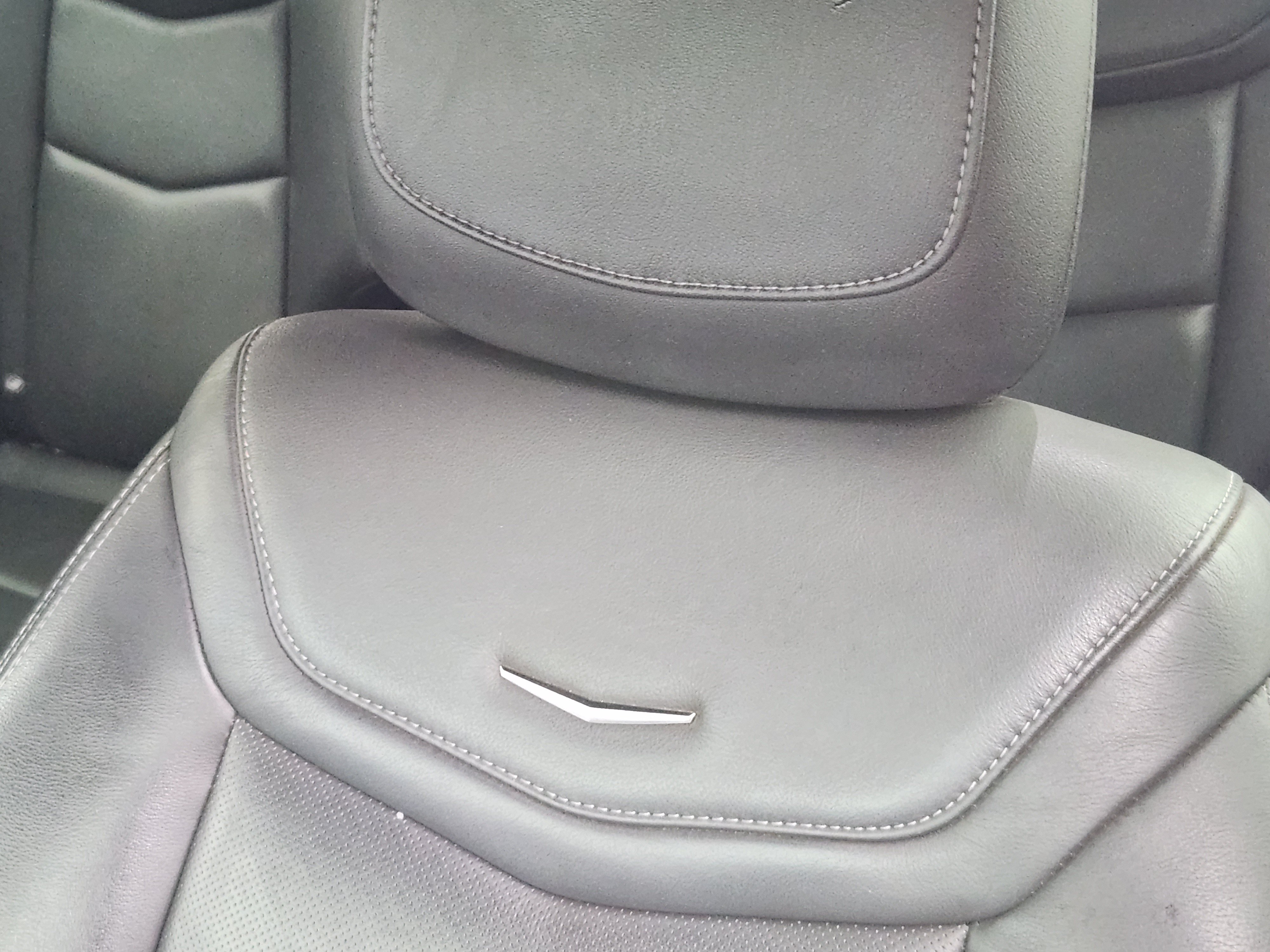 Used 2023 Cadillac XT5 Premium Luxury AWD/4WD image 17