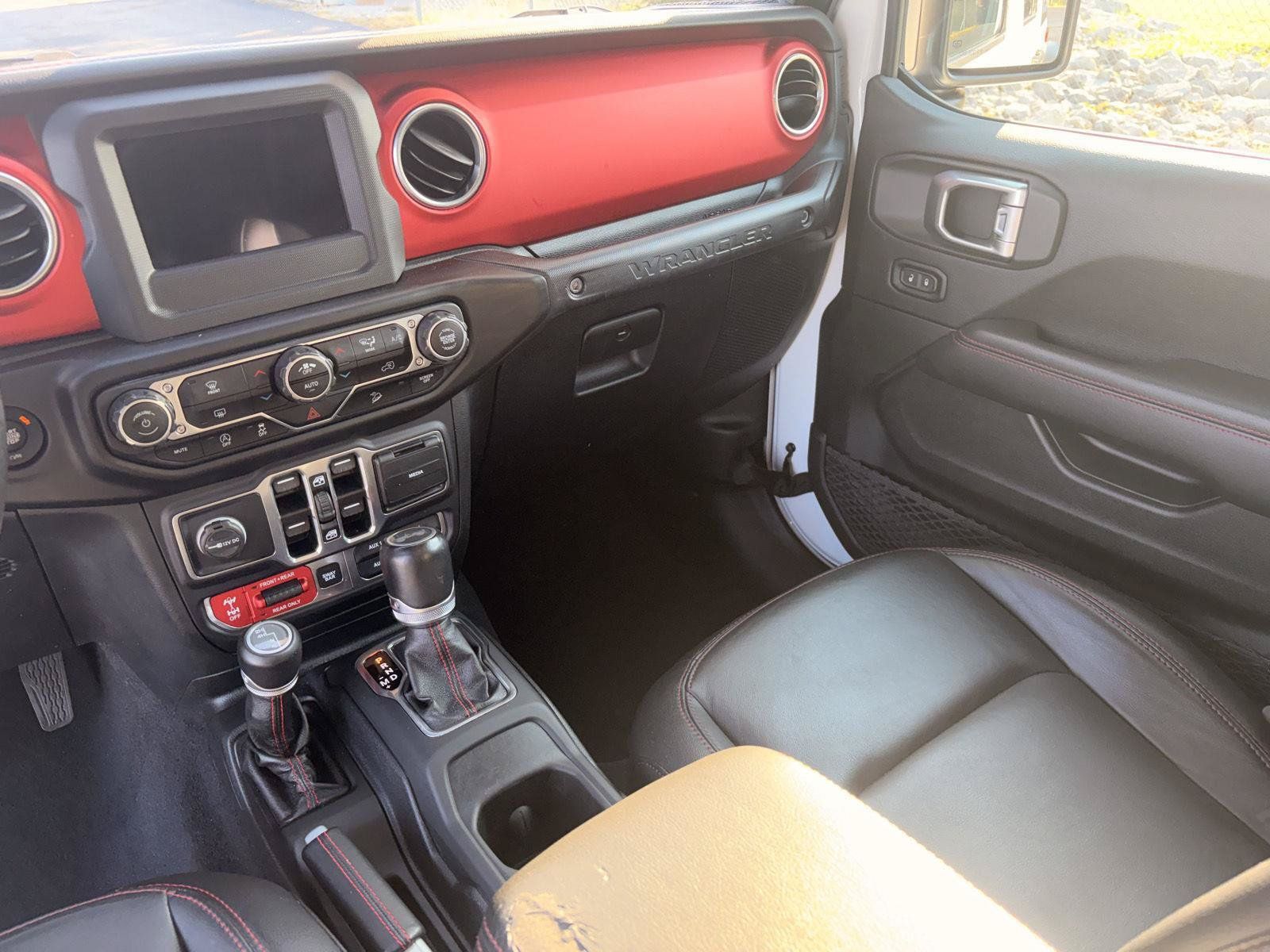 Used 2020 Jeep Wrangler Unlimited Rubicon AWD/4WD image 17