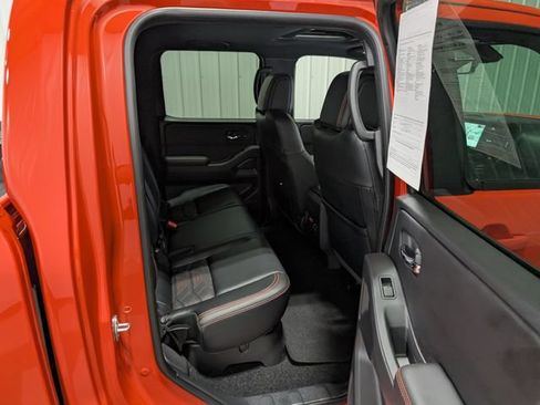 Used 2025 Nissan Frontier PRO-4X w/ Pro Premium Package AWD/4WD image 26