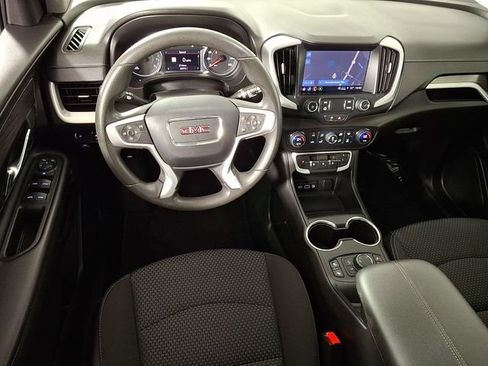 Used 2023 GMC Terrain SLE w/ Driver Convenience Package AWD/4WD image 2