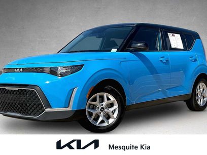 Used 2024 Kia Soul S